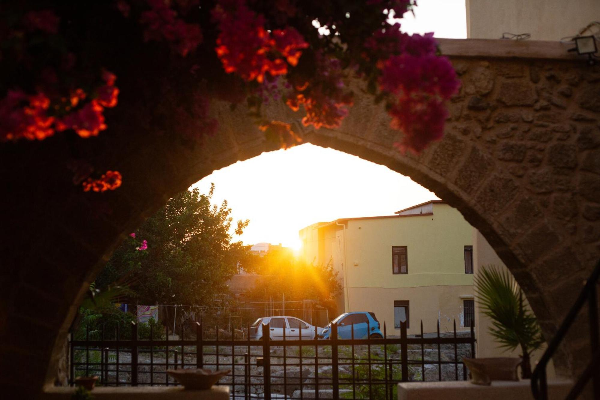 Appartamento The Old Town House Rhodes City Esterno foto