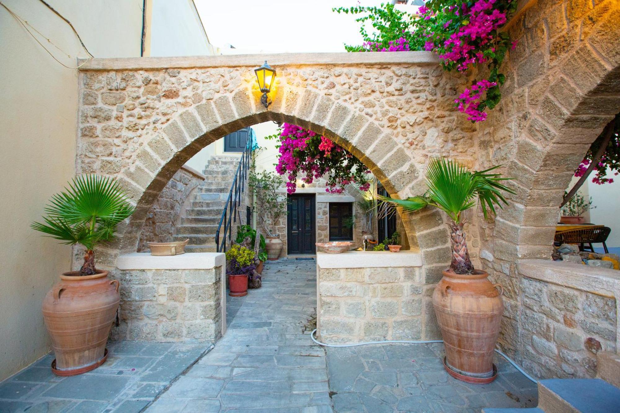 Appartamento The Old Town House Rhodes City Esterno foto