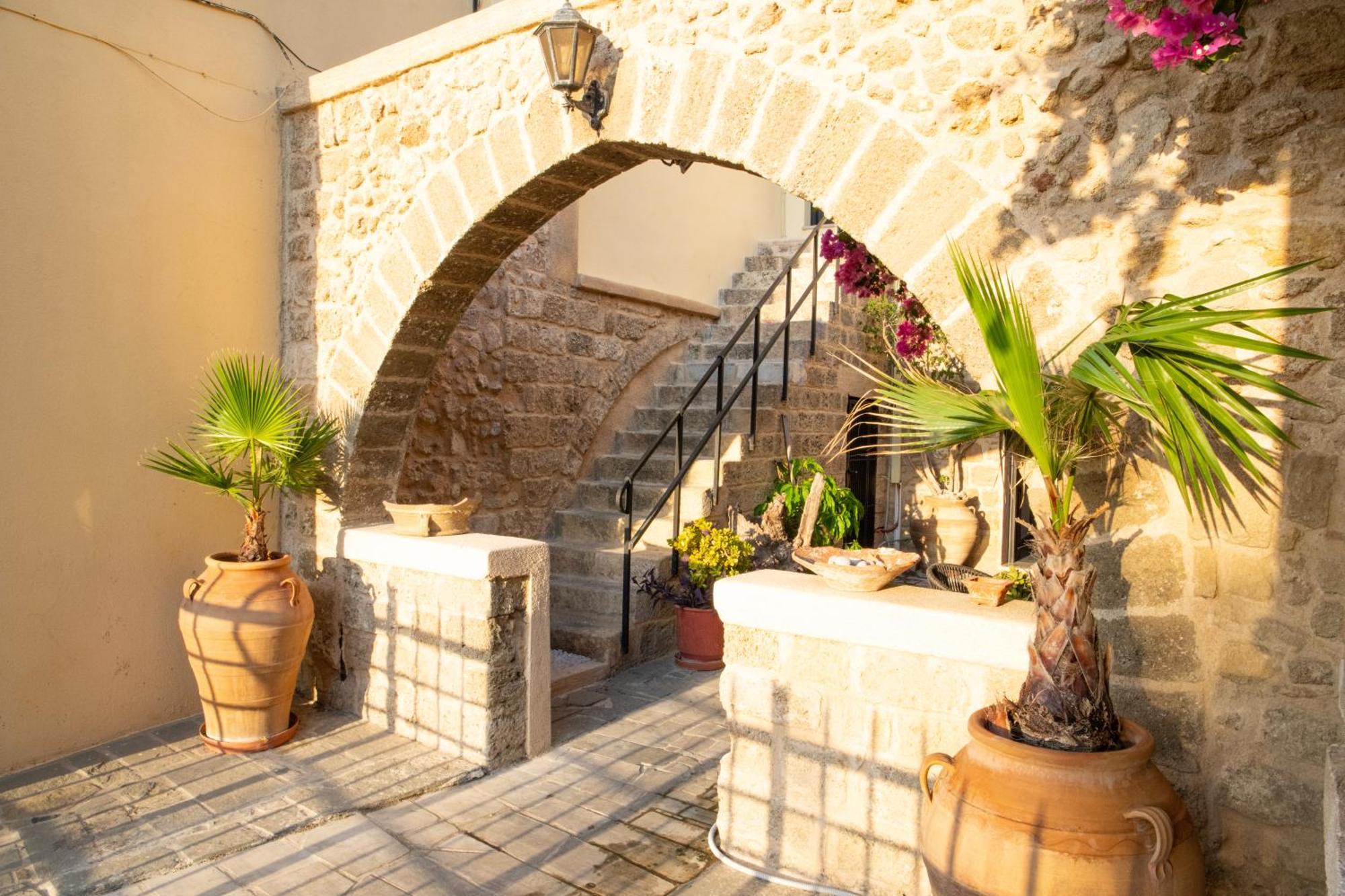 Appartamento The Old Town House Rhodes City Esterno foto