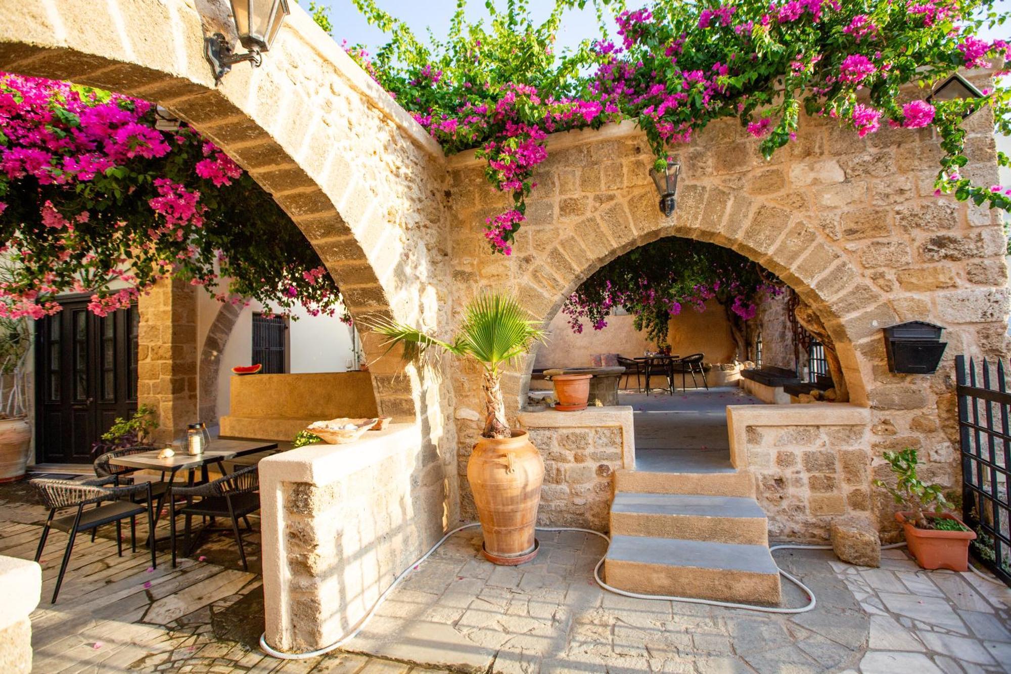 Appartamento The Old Town House Rhodes City Esterno foto