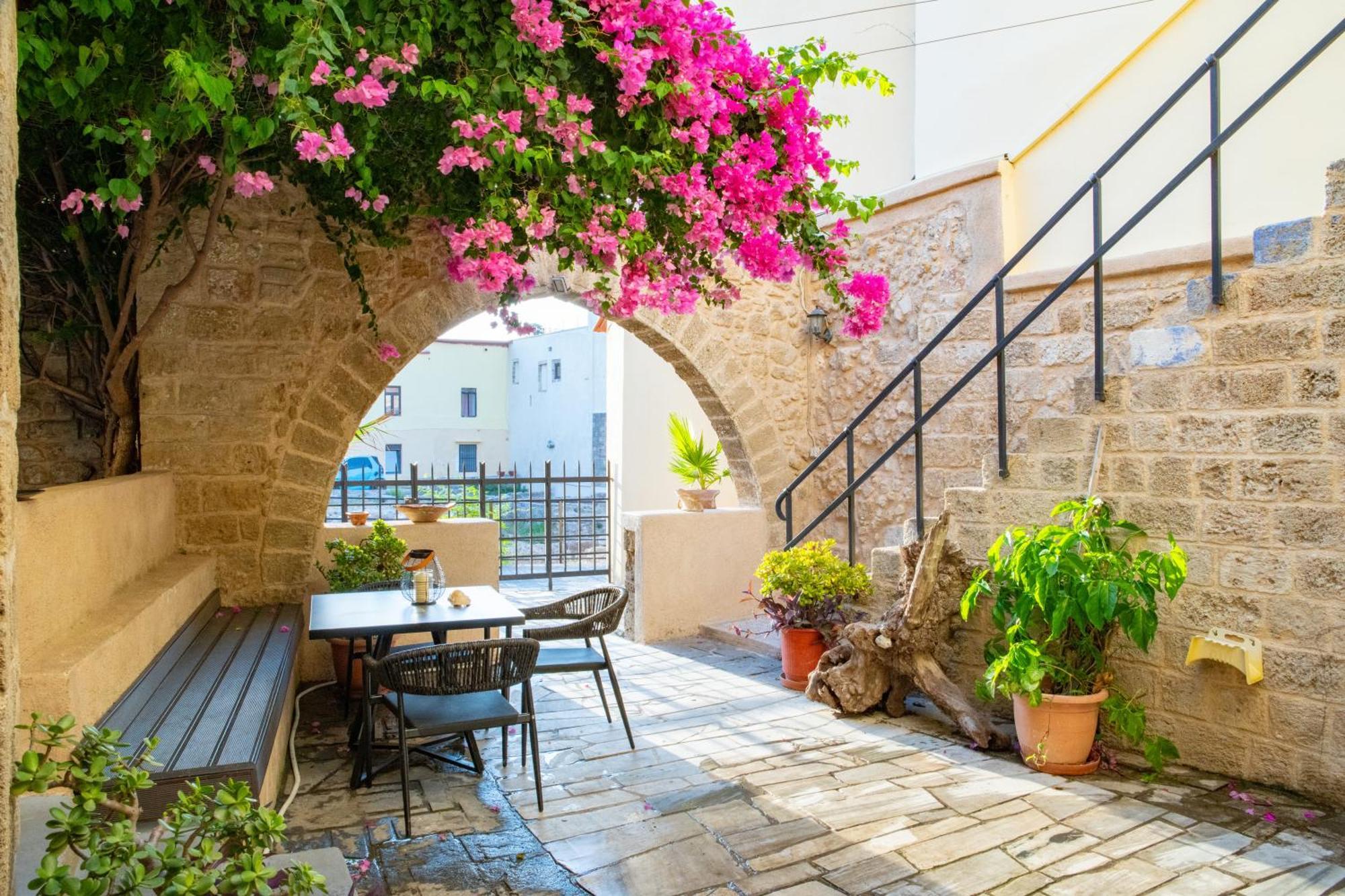 Appartamento The Old Town House Rhodes City Esterno foto